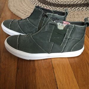 Blowfish Kudo desert sage sneakers